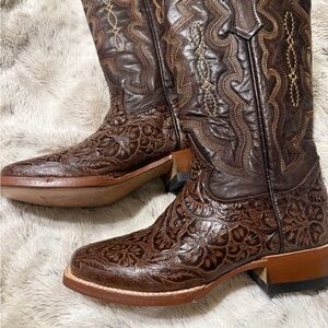 Tanner Mark hand tooled floral leather Brown Embroidered Cowboy Boots